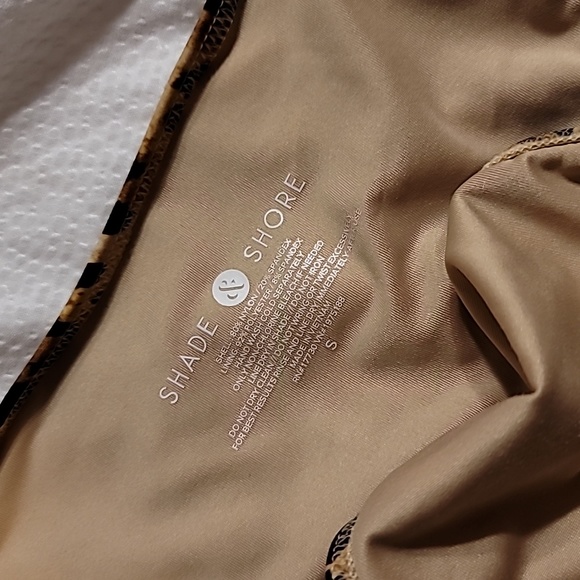 NWOT LINED LEOPARD BIKINI BOTTOM SIZE SMALL - Picture 3 of 5